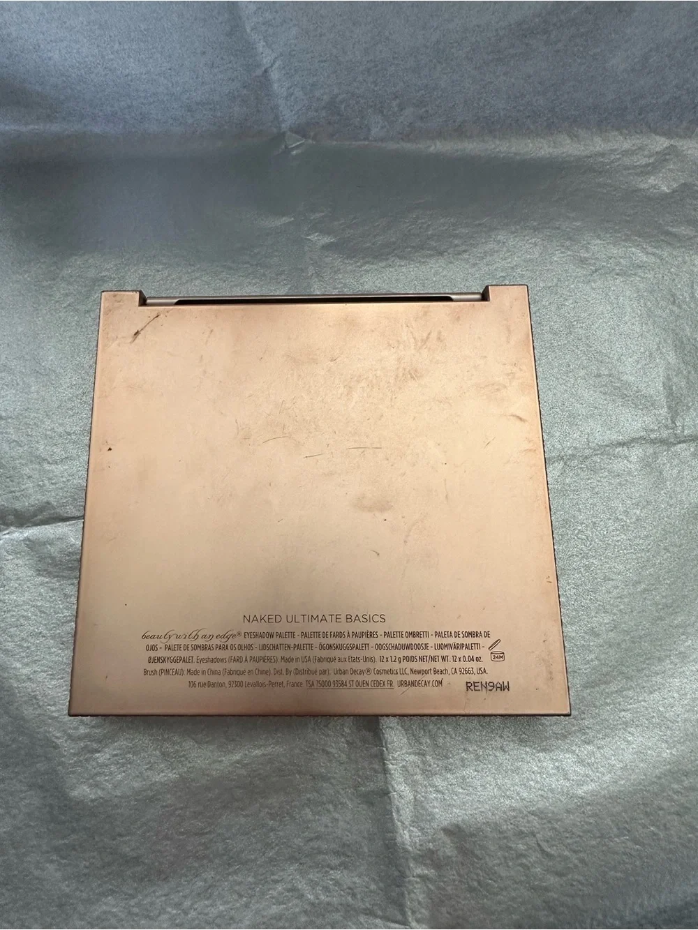 Urban Decay Naked Ultimate Basics Eyeshadow Palette - Picture 4 of 4